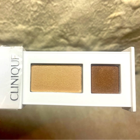 👁CLINIQUE👁 01 LIKE MINK “ALL ABOUT SHADOW DUO EYESHADOW NWOB🟫 - Picture 1 of 4
